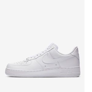 Women's Nike Air Force 1 '07 Sz 8 new w/box